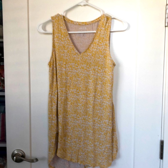 Apt 9 Essentials Tank - Picture 1 of 3